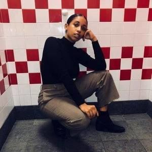 Meet your Posher, Makeda